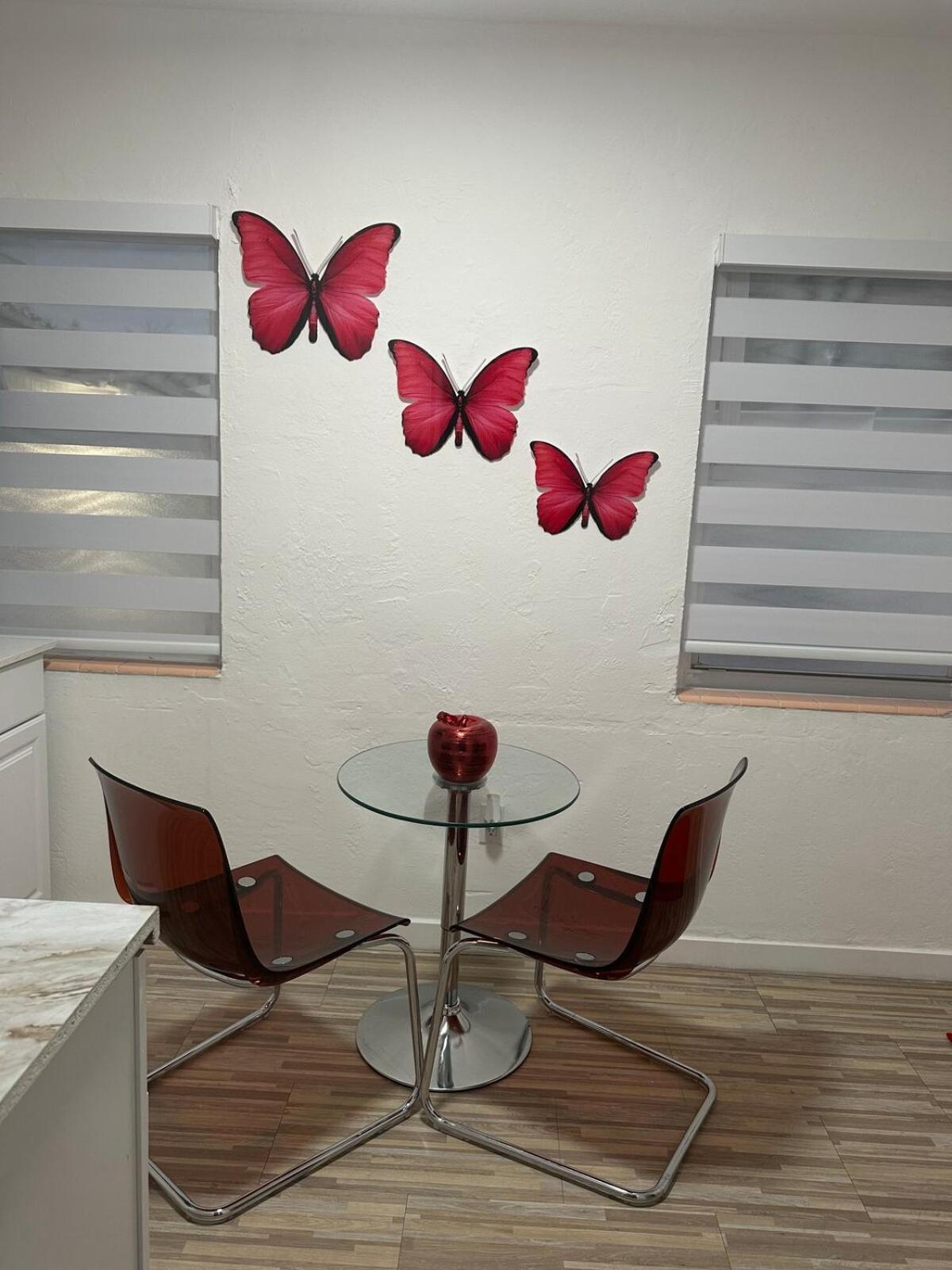Apartment Clara Red-little Havana